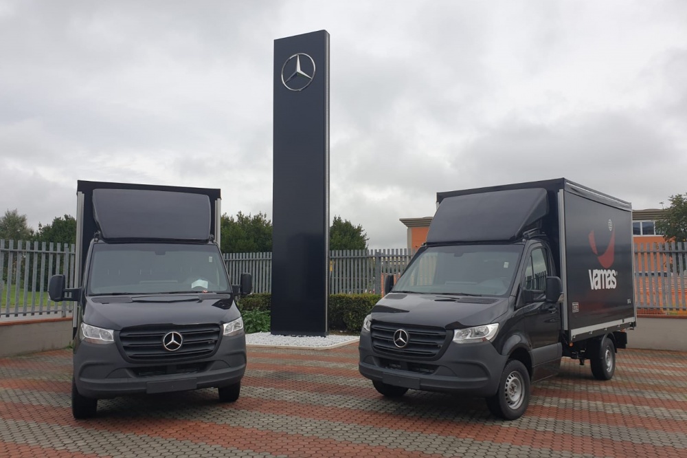 Allestimento autocarro Mercedes Benz Sprinter Gamma 35 q.li