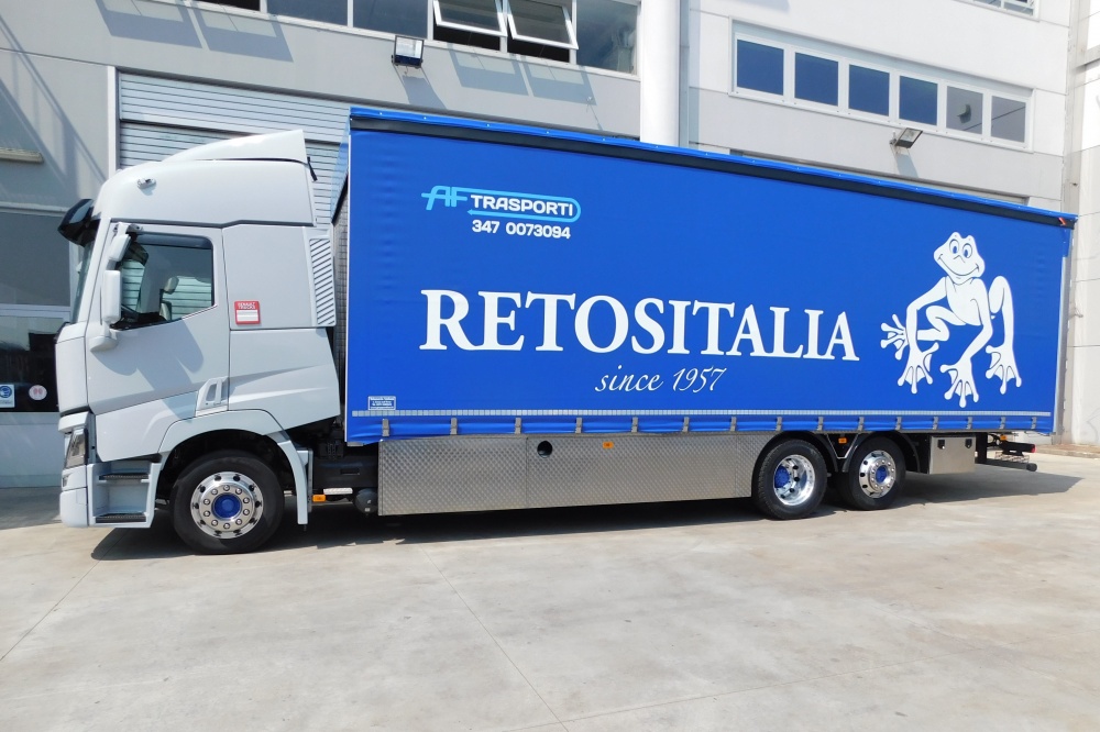 allestimento camion renault 3 assi