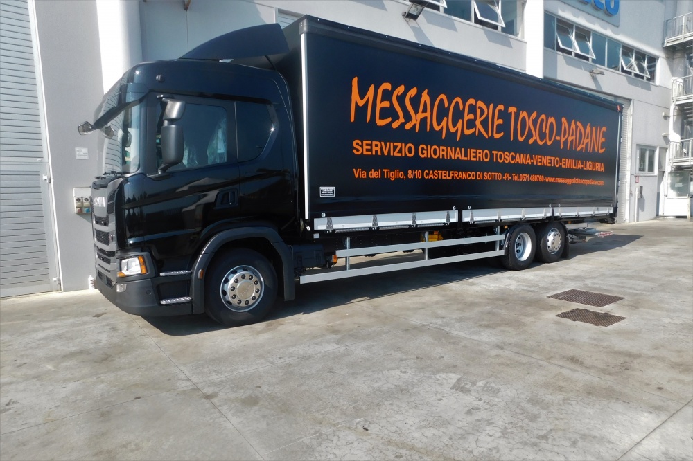 allestimento camion scania