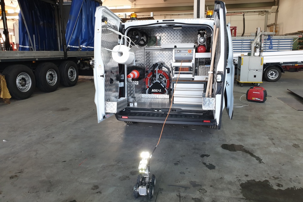 allestimento furgone nissan v300