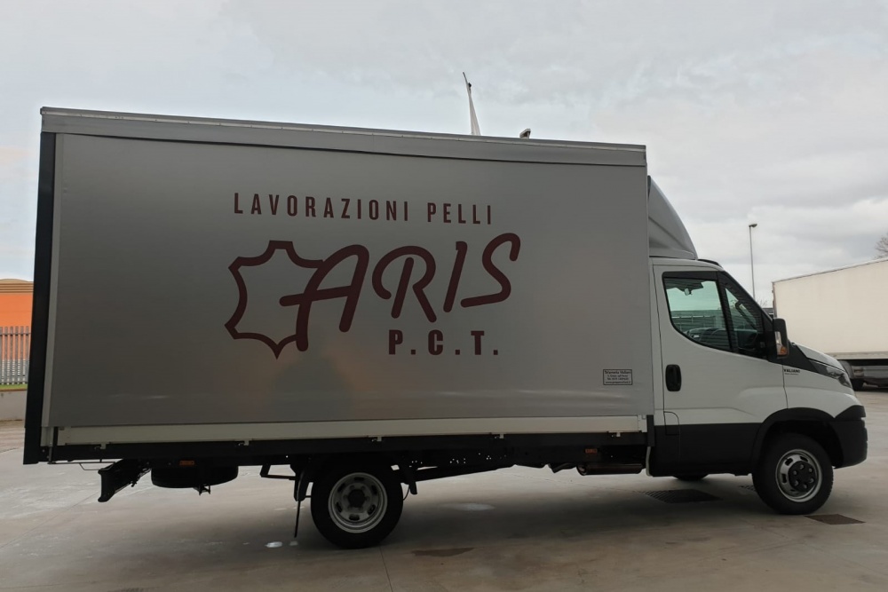 Allestimento Iveco Daily 35c12 cassone fisso in ferro