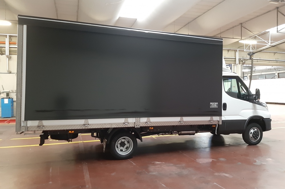 allestimento iveco daily cassone