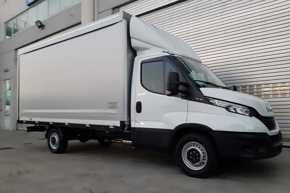 allestimento iveco daily cassone