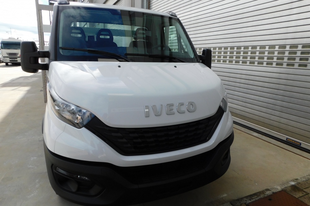 allestimento iveco pianale acciaio inox