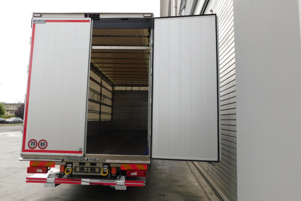 allestimento motrice scania