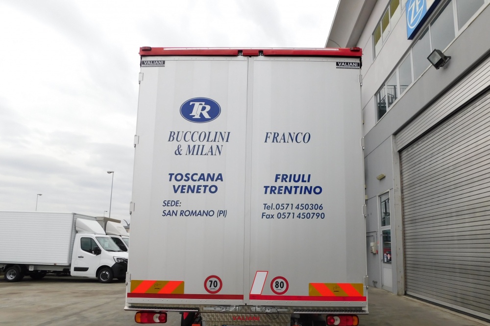 allestimento renault con sponda