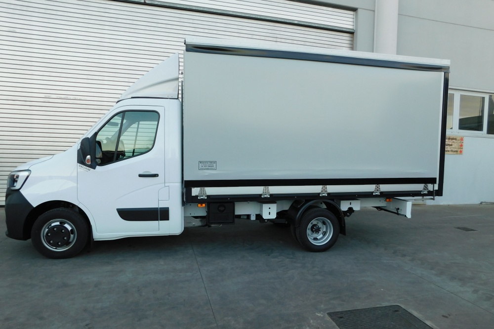 allestimento renault master 145cv1