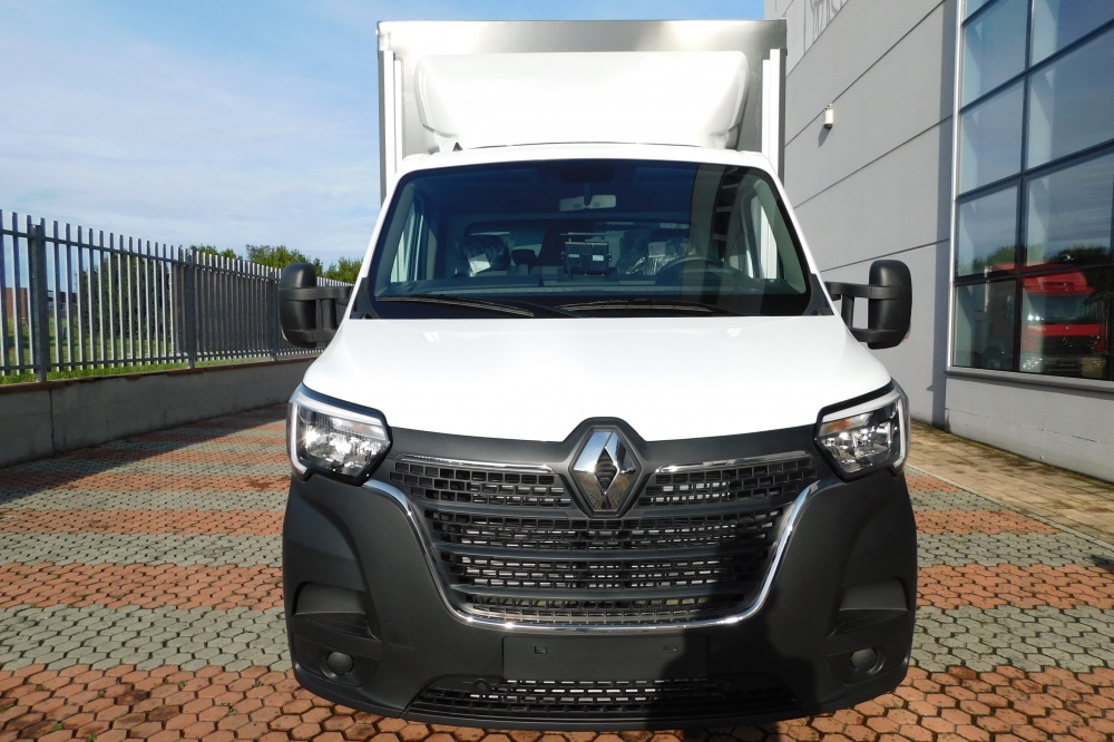 allestimento renault master centina