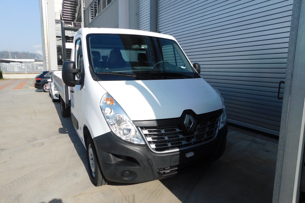 allestimento renault master paracabina