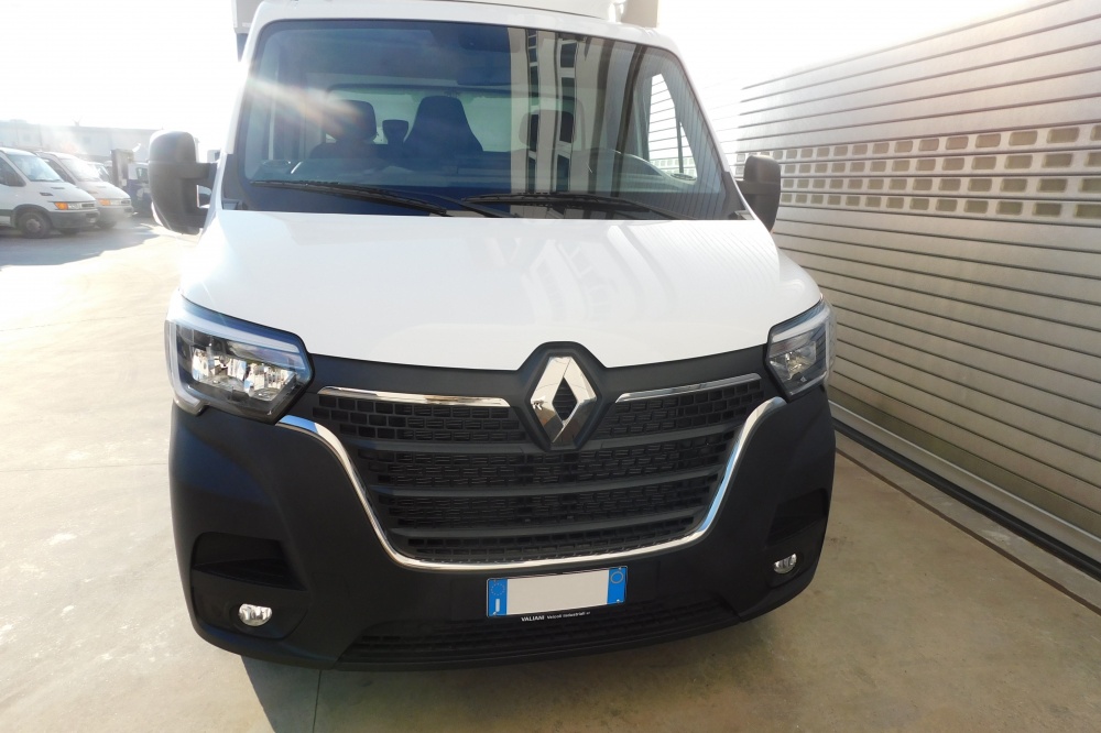 allestimento renault master tetto sollevabile