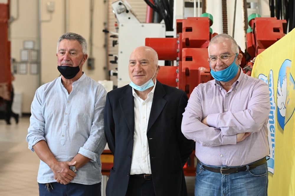 foto consegna trivelle 31 agosto