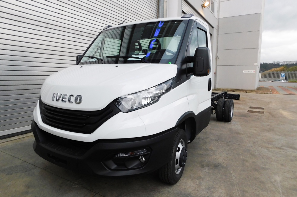 iveco daily 35c14 nuovo