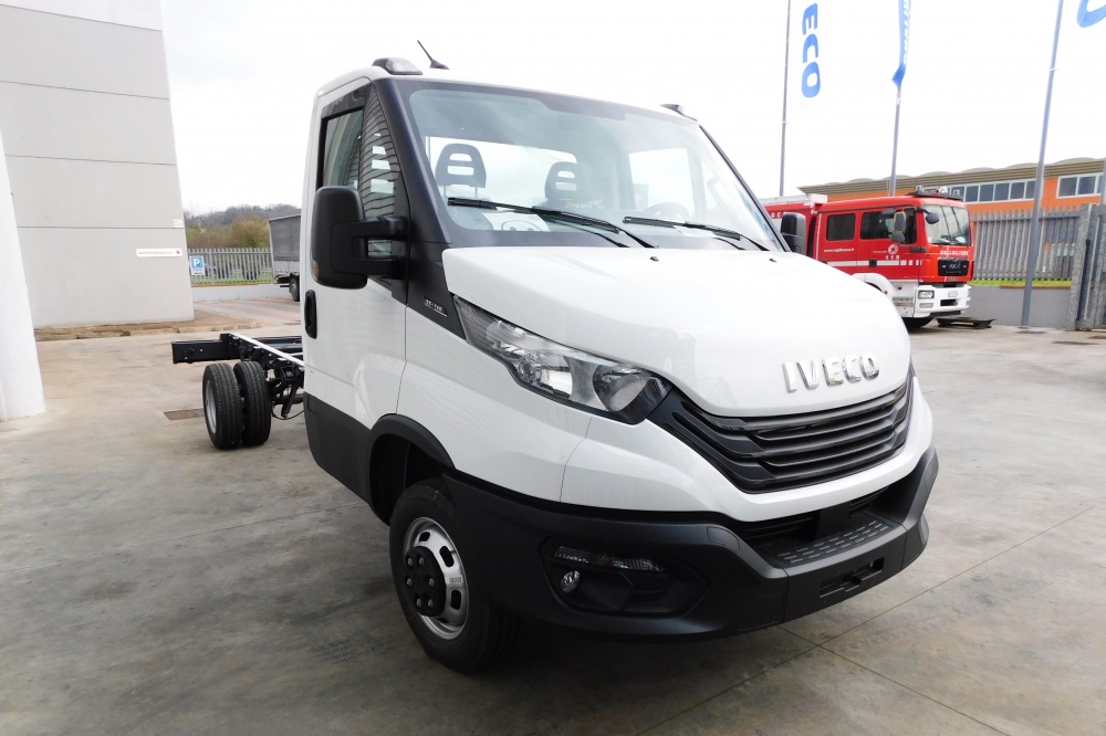 iveco daily 35c14 nuovo