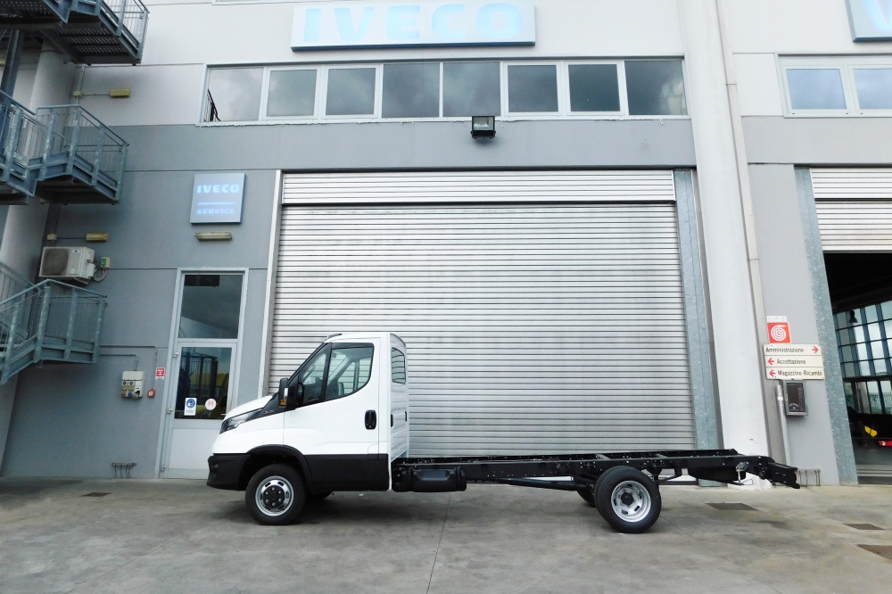 iveco daily 35c14 nuovo