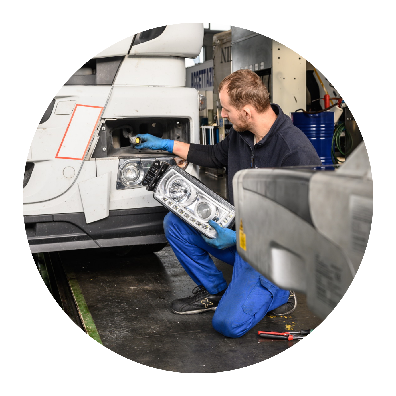 officina meccanica per veicoli industriali iveco mercedes benz