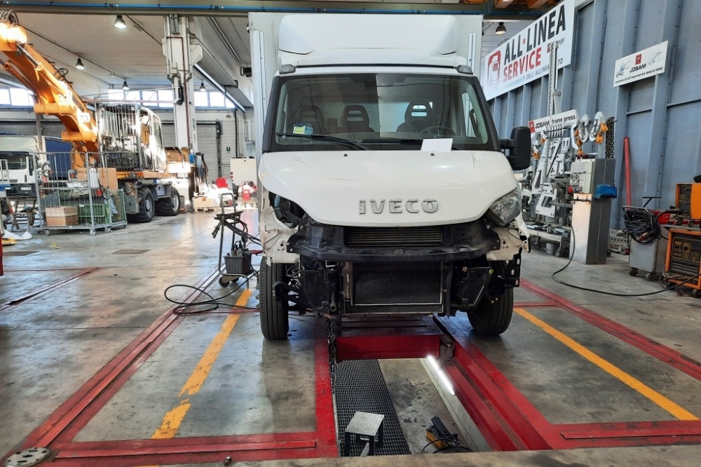 ripristino autocarro iveco daily