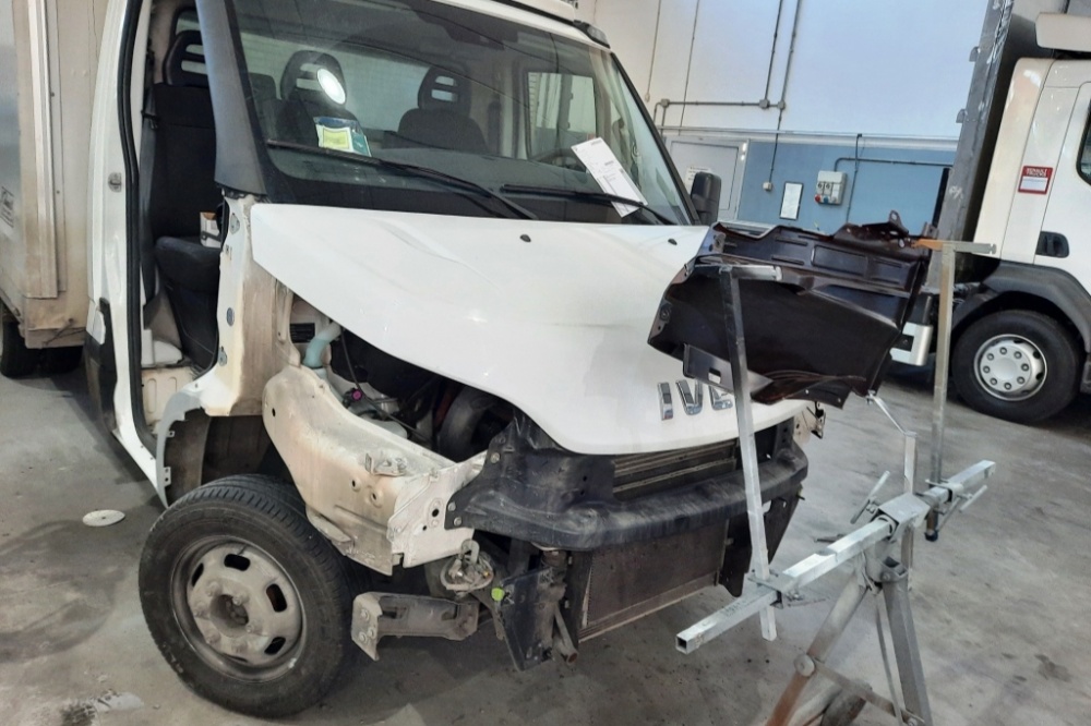 ripristino autocarro iveco daily